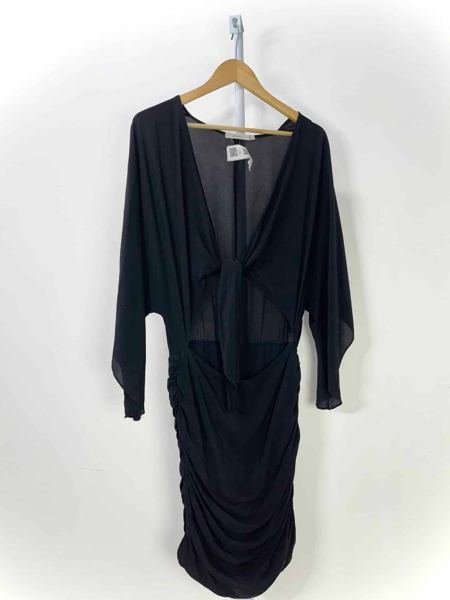 Vestido seda curto preto recortado ATEEN