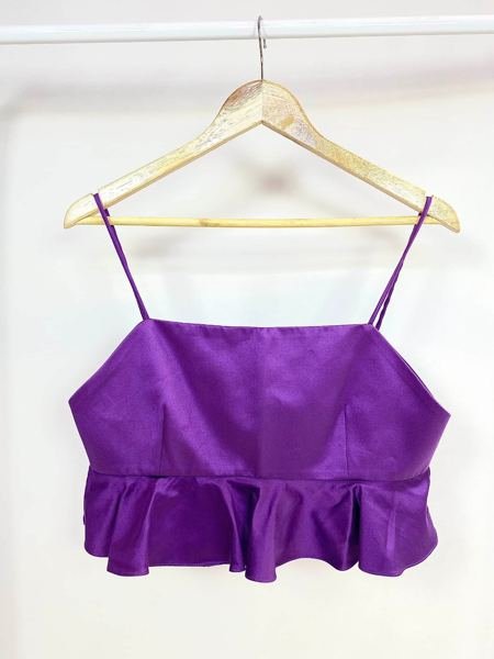 Top roxo com detalhe de babado NV