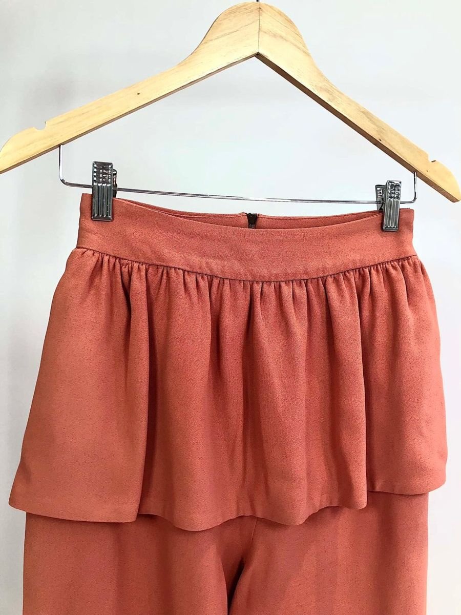 Calça alfaiataria telha com pala babado NV, foto 2