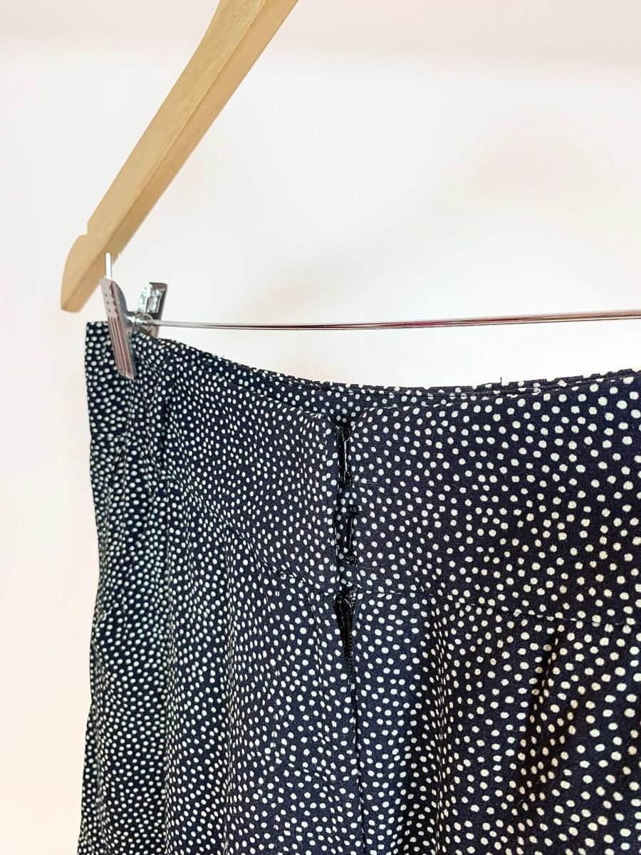 Short crepe preto com bolinhas VIX, foto 2