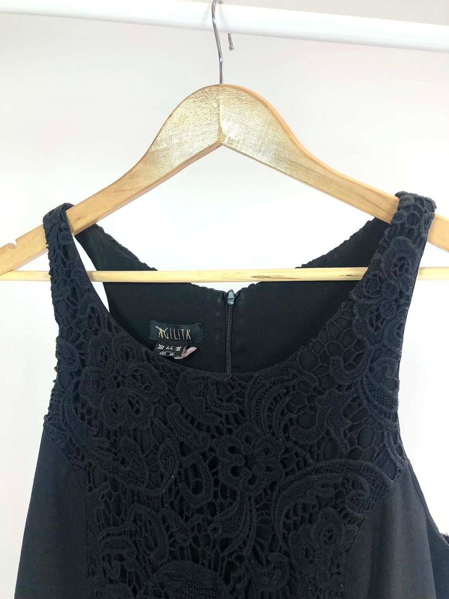 Vestido midi preto com detalhe de renda AGILITA, foto 2