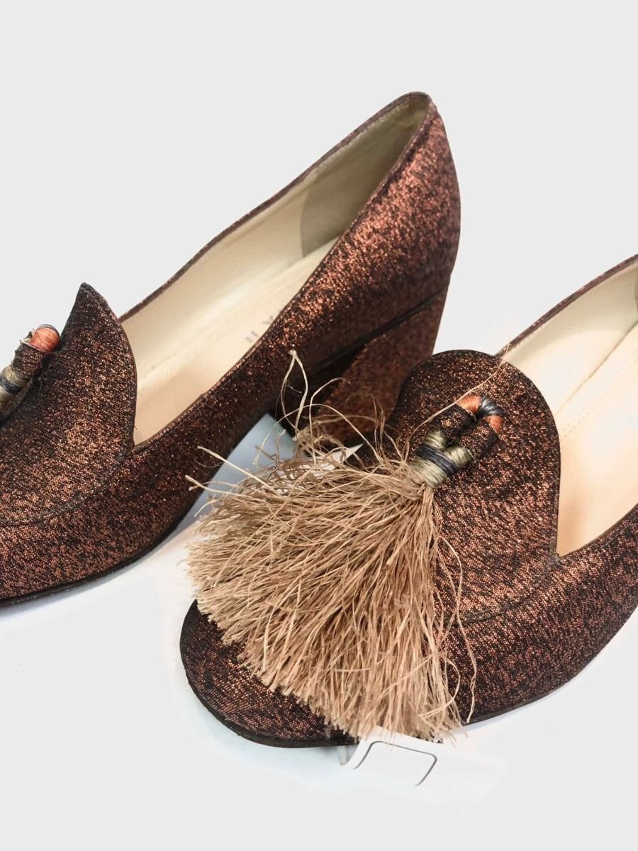 Sandalia bronze com brilhos e detalhe de franja MARCELA B, foto 2