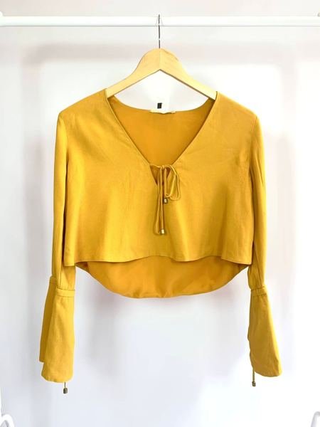 Cropped manga longa mostarda NV