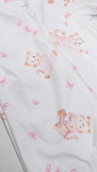 Macacão com zíper e pé gata mascote para bebê - Dedeka