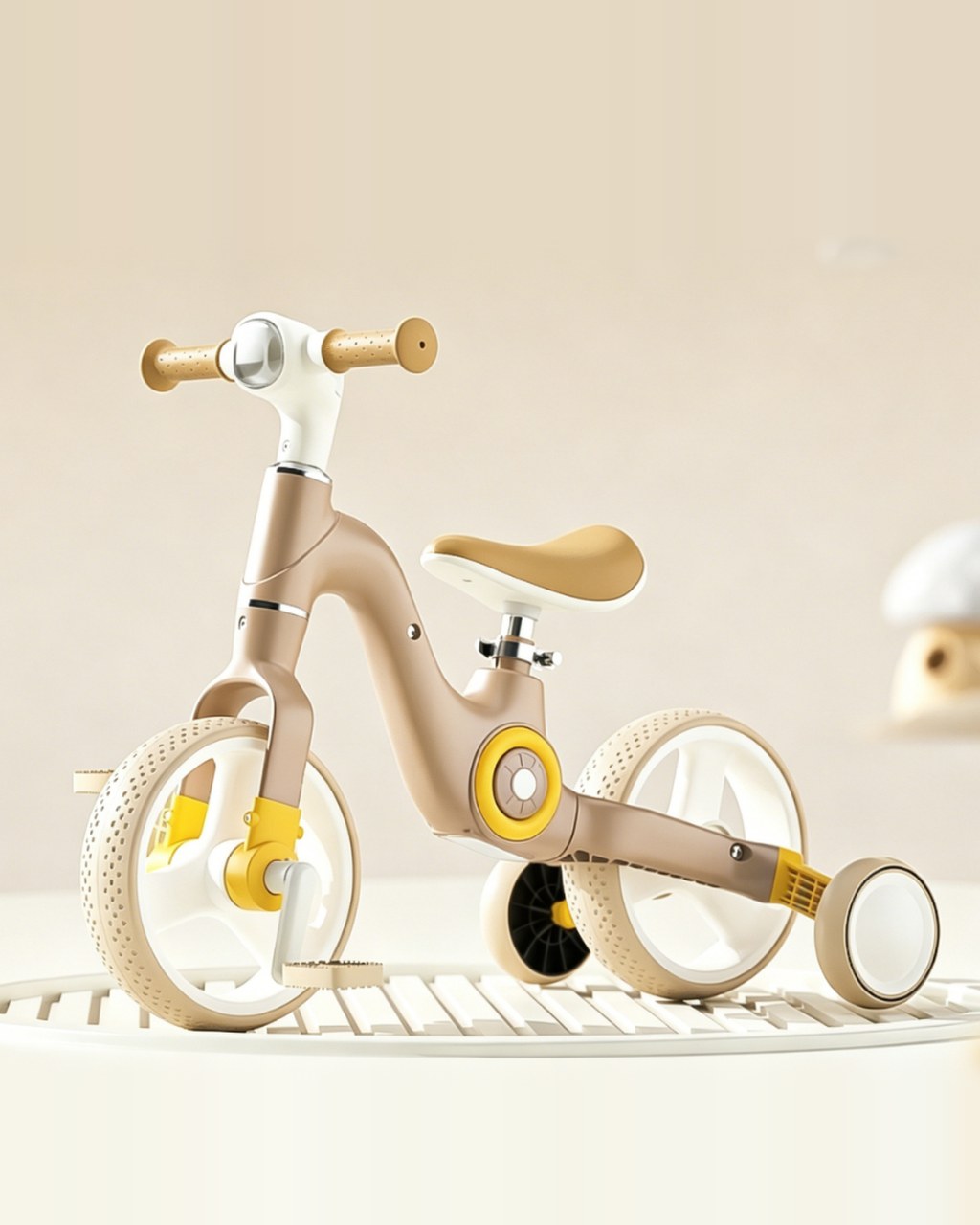 Triciclo 2 em 1 Bicicleta de Equilíbrio com Música e Luz - Cáqui