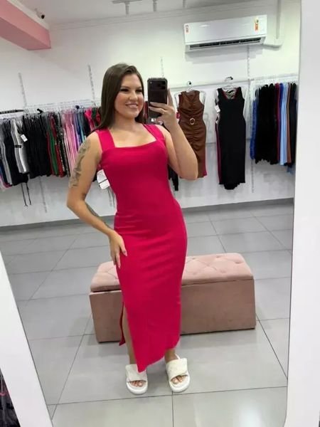 Vestido Atoalhado Longo Com 2 Linhas Na Frente E Fenda Rosa Pink