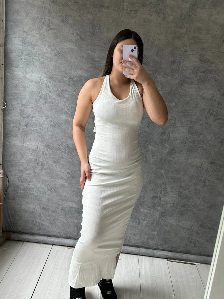 Vestido Longo Canelado Algodão Fenda Lateral Com Detalhe Atrás E Amarração Branco