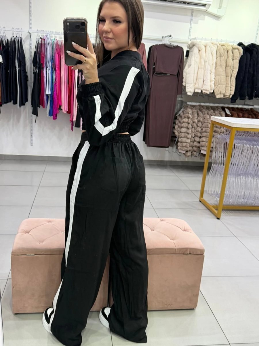 Conjunto Alfaiataria Calça Pantalona Com Bolsos E Casaco Cropped Com Ziper Preto, foto 4
