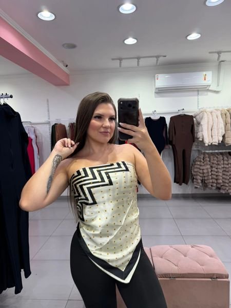 Cropped Lenço Bege Com Preto