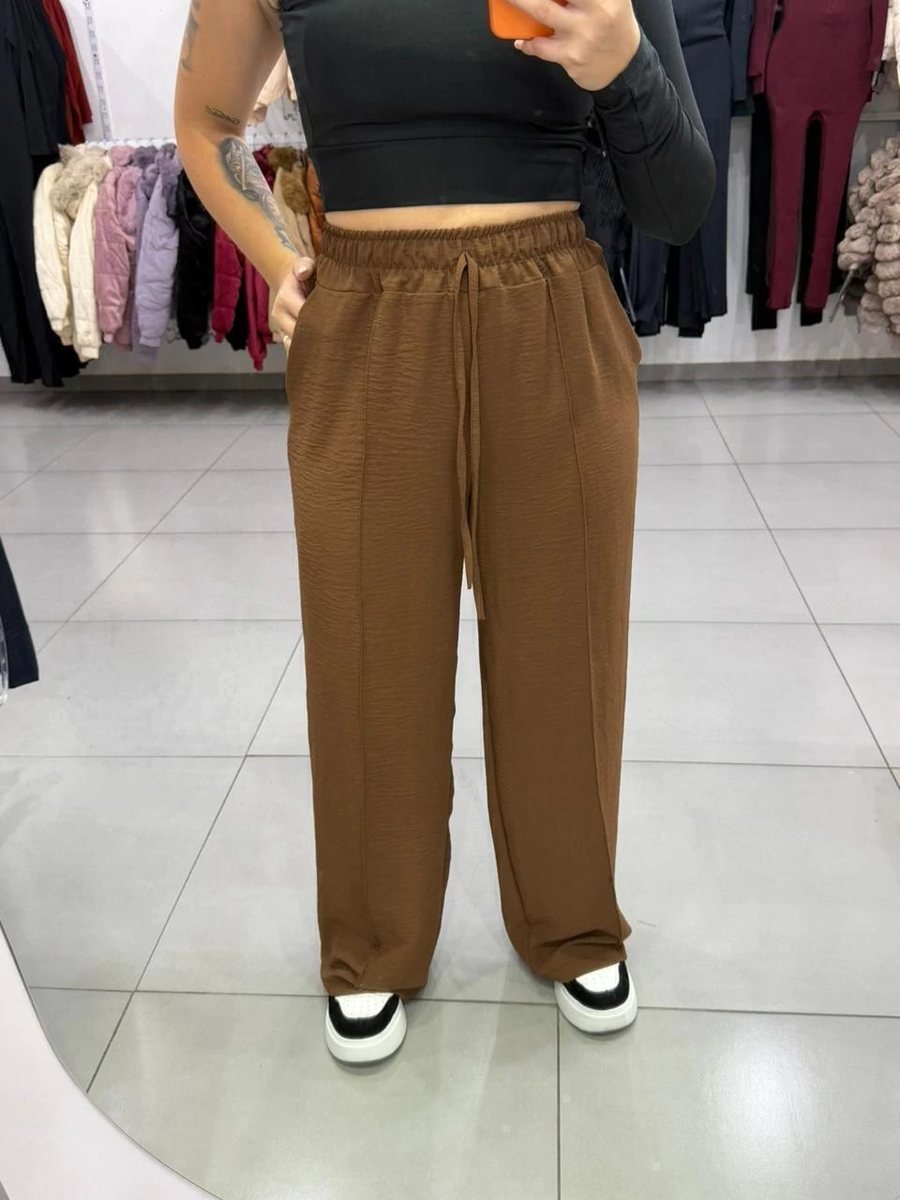 Calça Pantalona Duna Datalhe Linhas Frontal Marrom