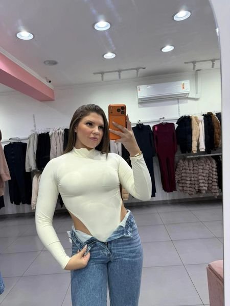 Body Poliamida Cavado Com Manga Longa E Gola Alta Off White