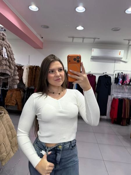 Cropped Modal Mousse Com Manga Longa E Detalhe Botões Branco