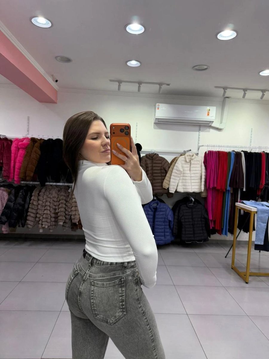 Cropped Canelado Térmico Com Gola Alta E Manga Longa Branco, foto 2