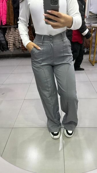 Calça Alfaiataria Com Bolso E Cinto Cinza
