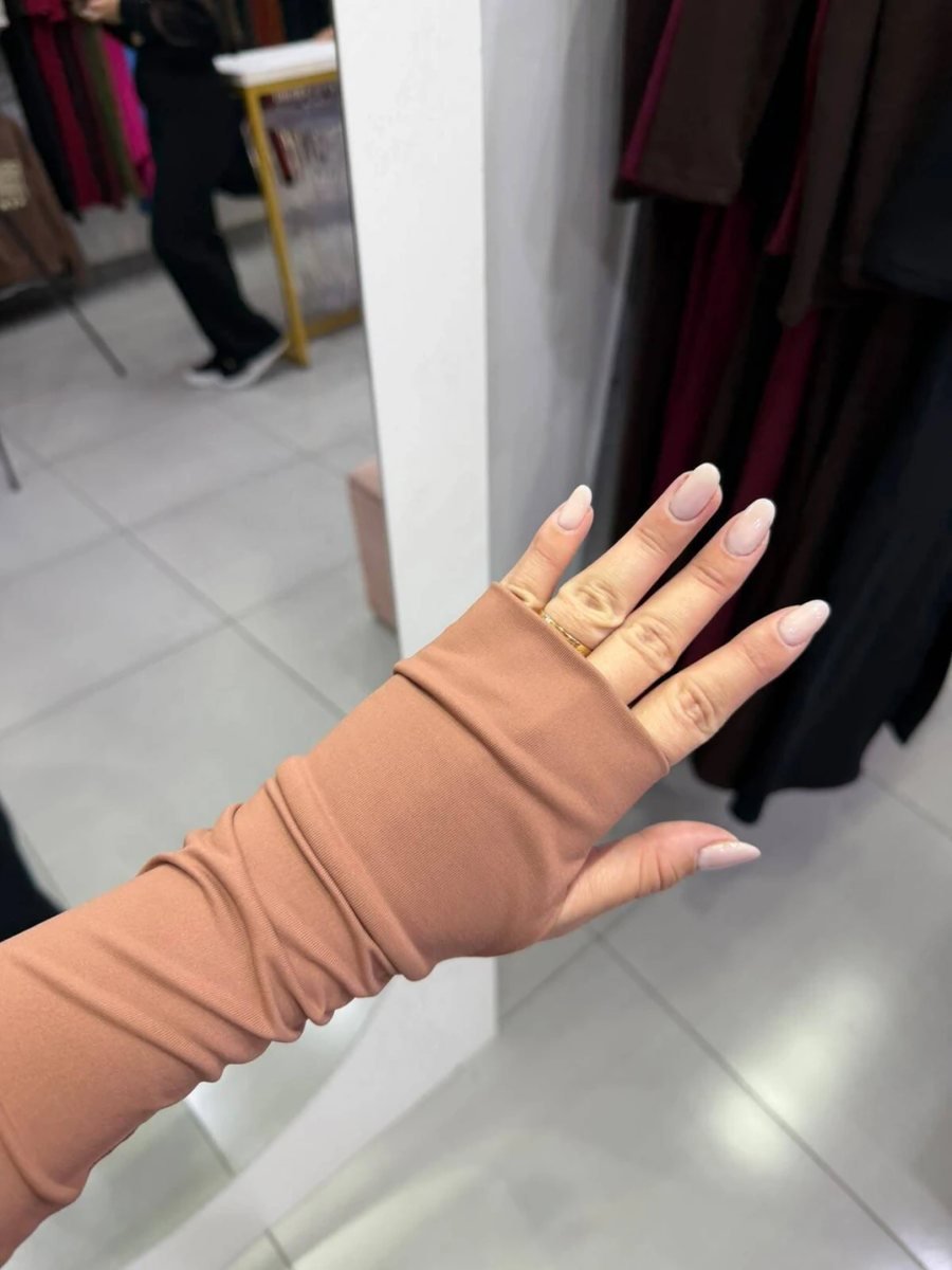 Cropped Gola Quadrada Com Dedeira Em Poliamida Marrom Claro, foto 3