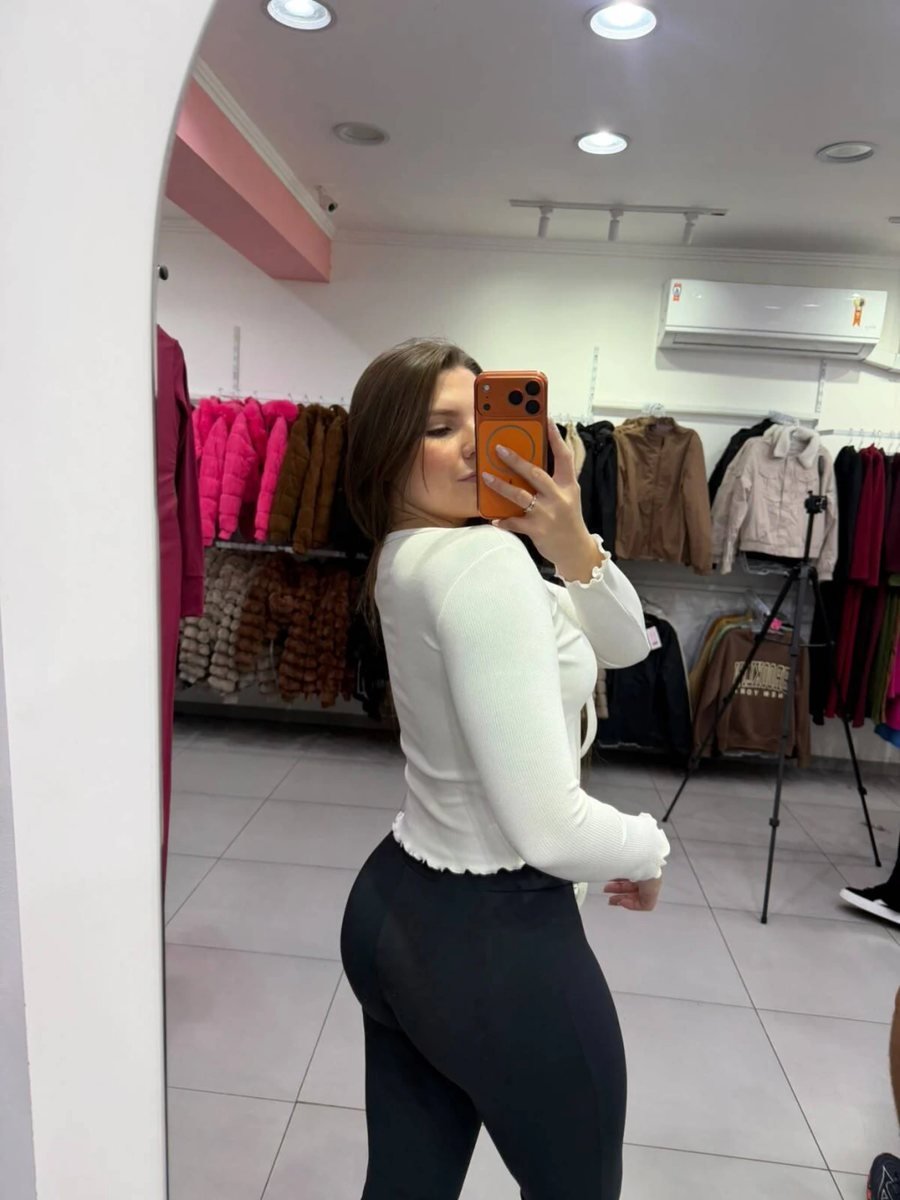 Cropped Tecido Brilhoso Com Manga Longa E Regulagem Na Frente Branco, foto 2