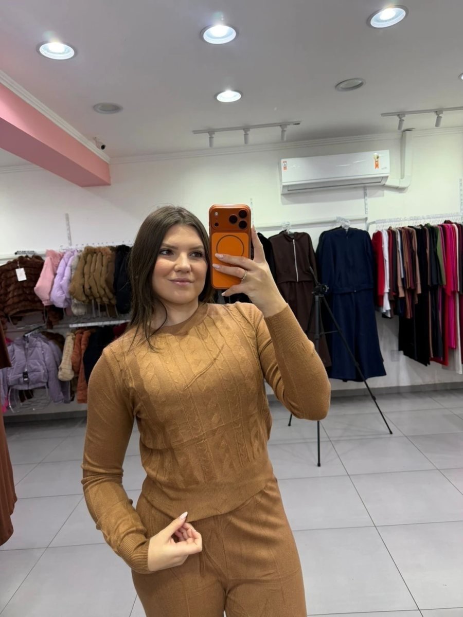 Conjunto Mousse Blusa Detalhe Transados E Calça Pantalona Marrom, foto 2