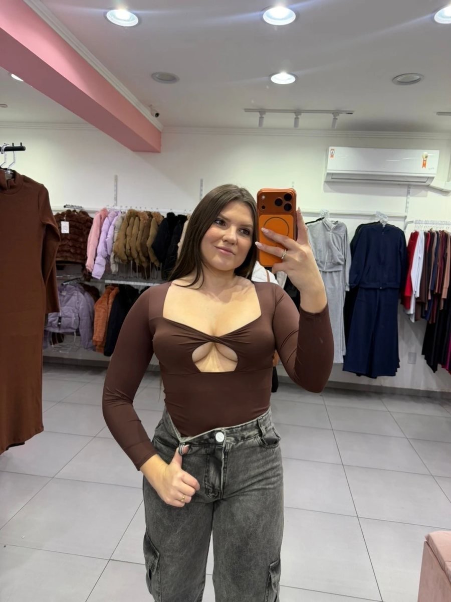 Body Poliamida Com Bojo e Com Detalhe De Abertura Abaixo Do Peito Marrom Escuro : 496