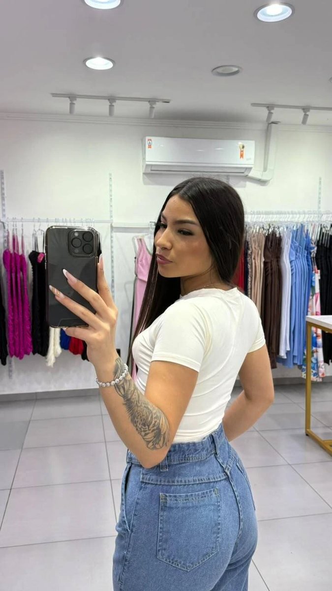 Cropped Poliamida Básico Com Manga Curta Off white, foto 2
