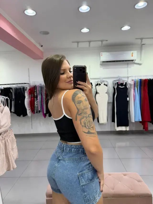 Cropped Top Canelado Bicolor E Alça Fina Preto, foto 2
