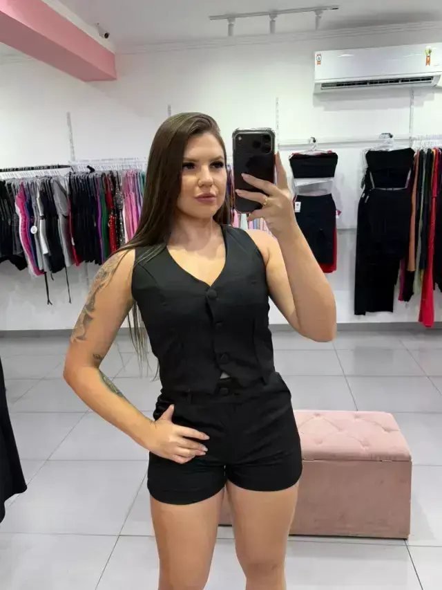 Conjunto Alfaiataria Short E Cropped Colete Preto