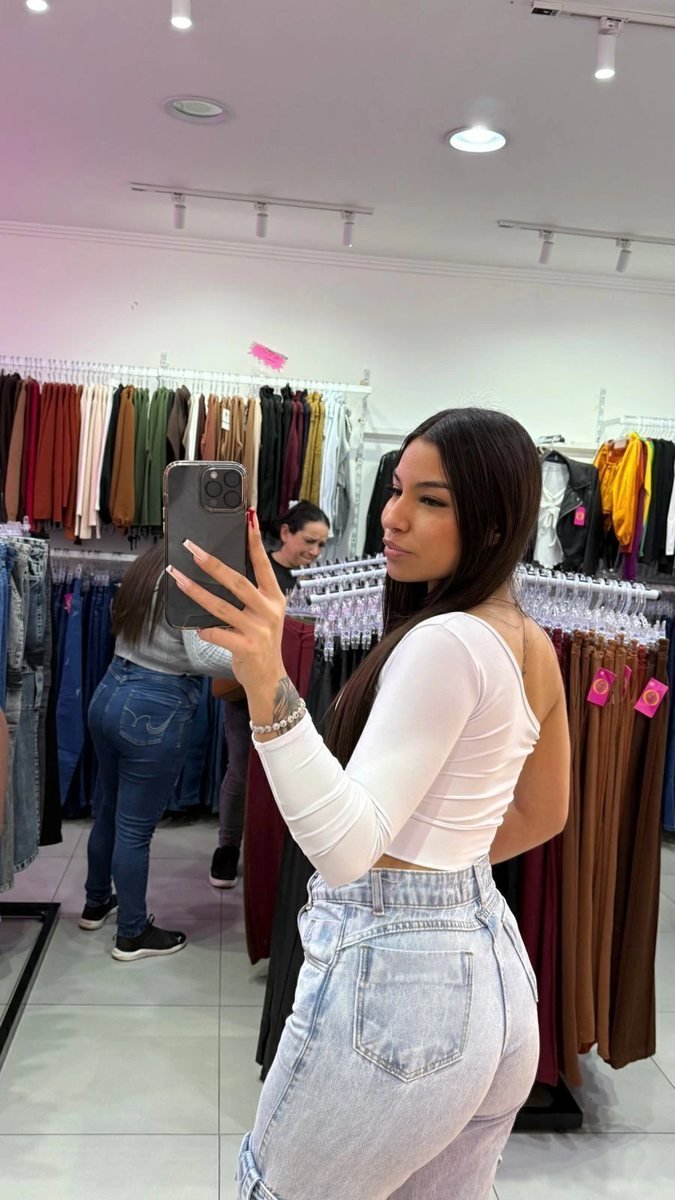 Cropped Com Bojo Uma Manga Longa Branco, foto 2