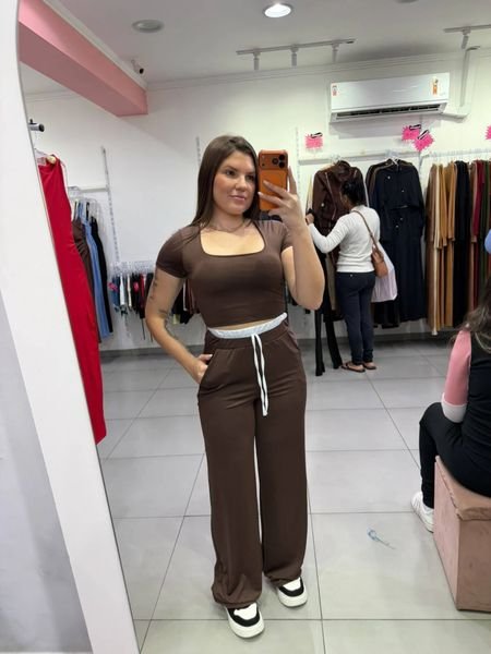 Conjunto Suplex Milani Com Cropped Manga Curta Marrom