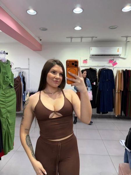 Cropped Poliamida Alça Fina Detalhe Argolinha No Peito Marrom