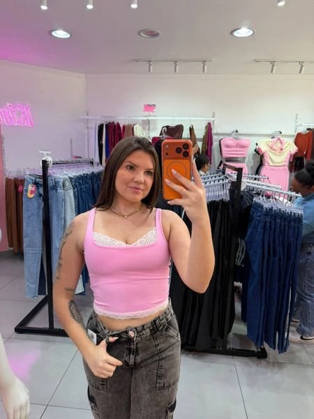 Blusa Poliamida Maysa Detalhes Em Renda Rosa