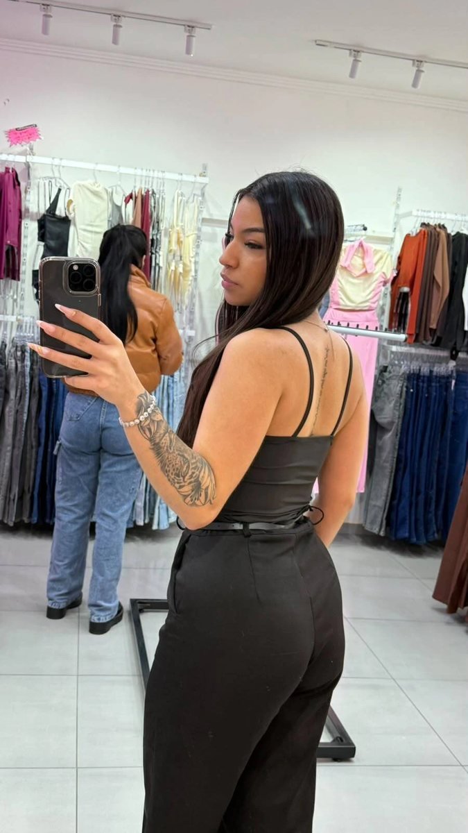 Cropped Argolinha No Meio Suplex Preto, foto 2
