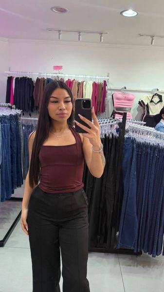 Cropped Recorte Clean Bordo