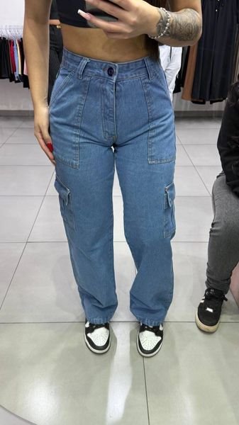 Calça Jeans Wide Cargo Lavagem Azul Mar Com Botão Preto/Branco
