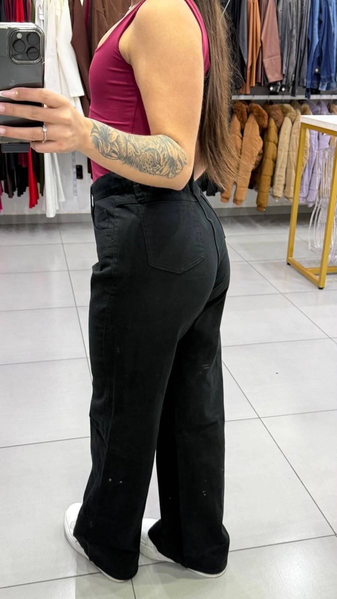 Calça Jeans Wide Leg Lisa Black Botão Dourado, foto 2