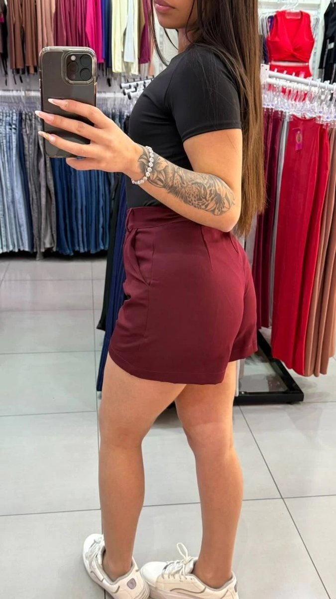 Short Alfaiataria Com Bolsos Nas Laterais Vinho, foto 2