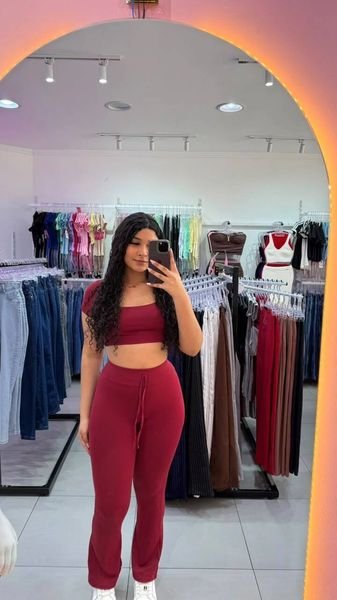 Conjunto Poliamida Gola Quadrada Com Calça Fler vermelho