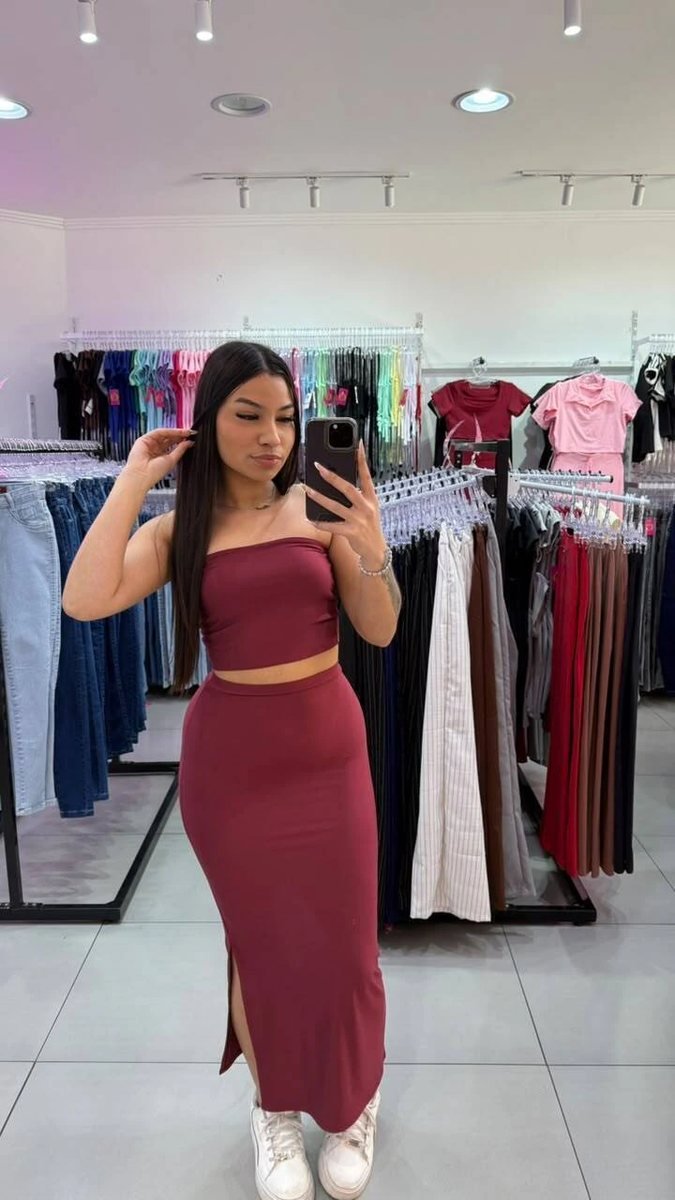 Conjunto Saia Longa Com Top Faixa De Suplex Vinho