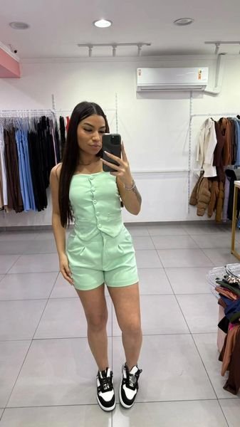 Conjunto Em Alfaiataria Alcinha Ajustavel Com Detalhe De Botões e No Bolso Verde SKU> 724