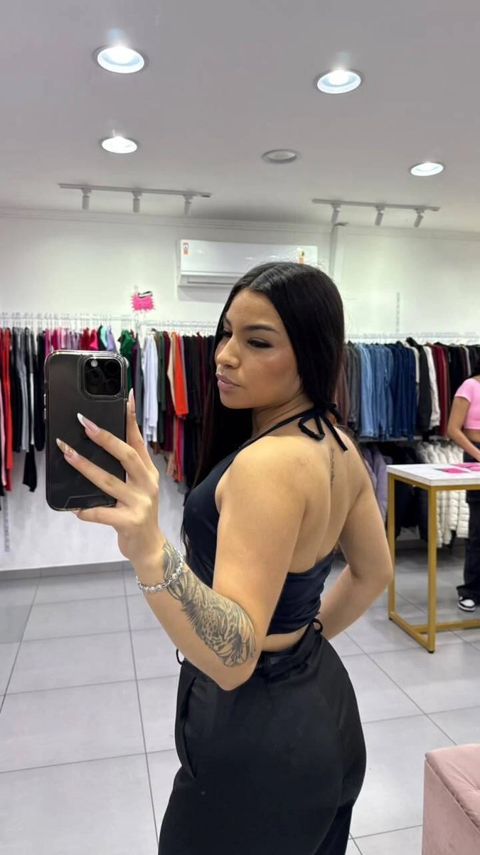 Cropped Com Amarração No Pescoço e Detalhe No Peito Preto SKU> 03, foto 2