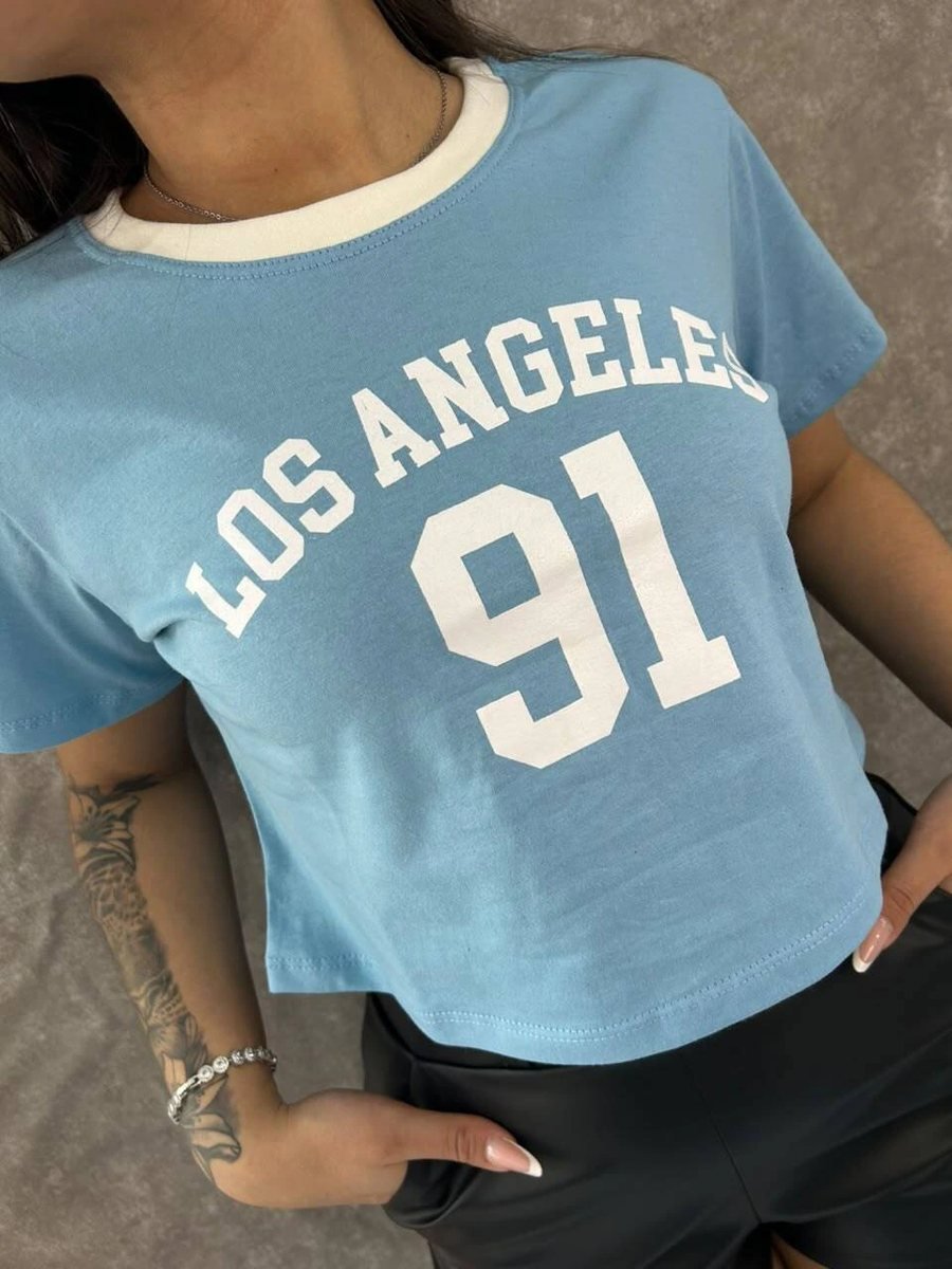T-shirt Curta Los Angeles Azul Com Escrita Branca e Gola Branca, foto 2