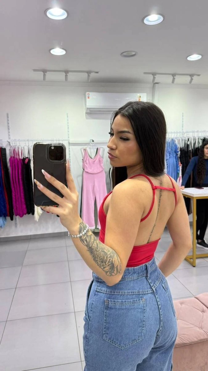 Cropped Poliamida Alça Fina Detalhe Argolinha No Peito Vermelho, foto 2