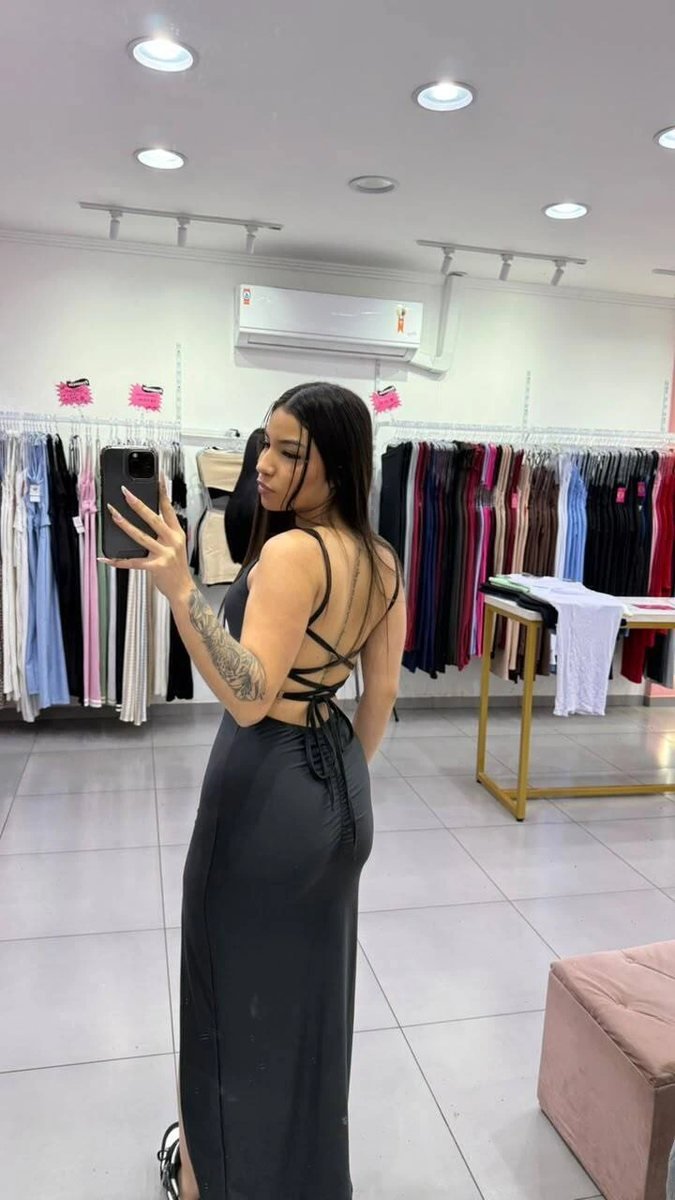 Vestido Longo Suplex Trançado Nas Costas, Levanta Bumbum e Com Fenda Preto, foto 2