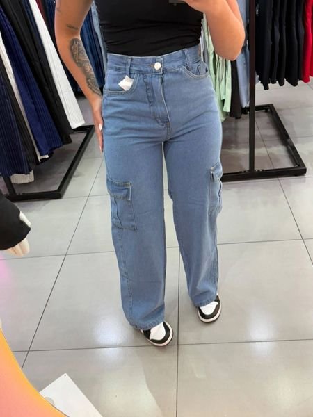 Calça wide Cargo Com Bolço Na Lateral Jeans Azul Claro