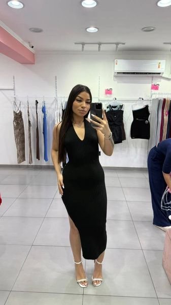 Vestido Modal Com Decote No Peito e Amarração No Pescoço Preto